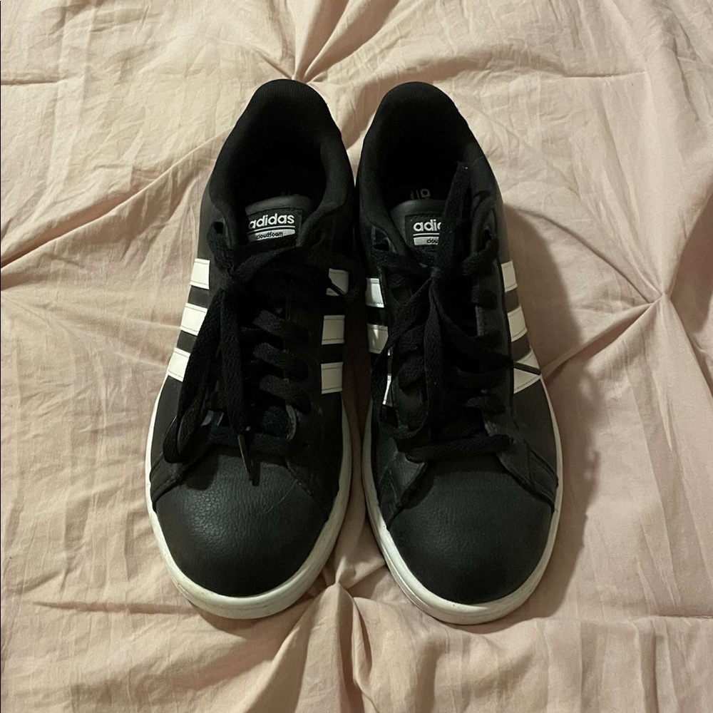 adidas shoes, cloud foam, size 8 1/2